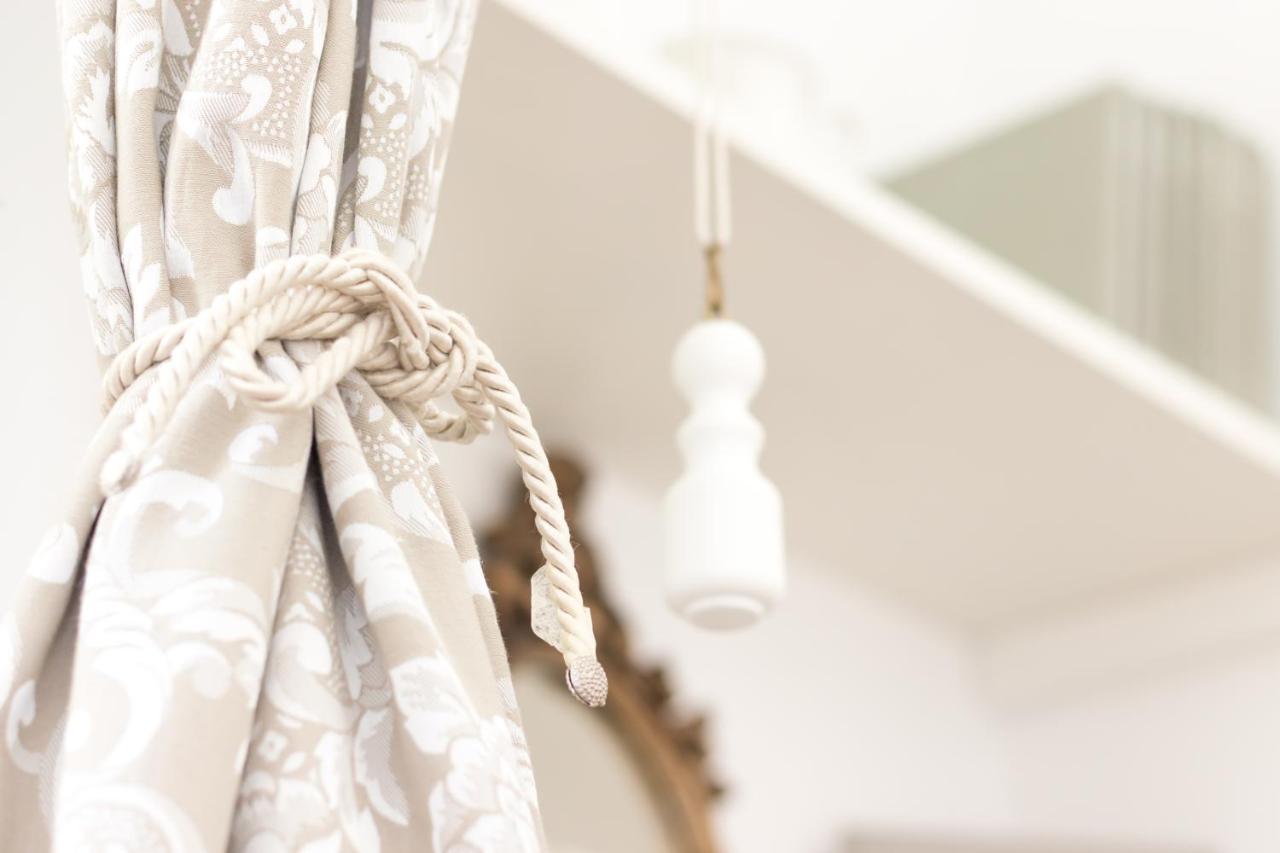 And So Bed & Breakfast Lecce Bagian luar foto