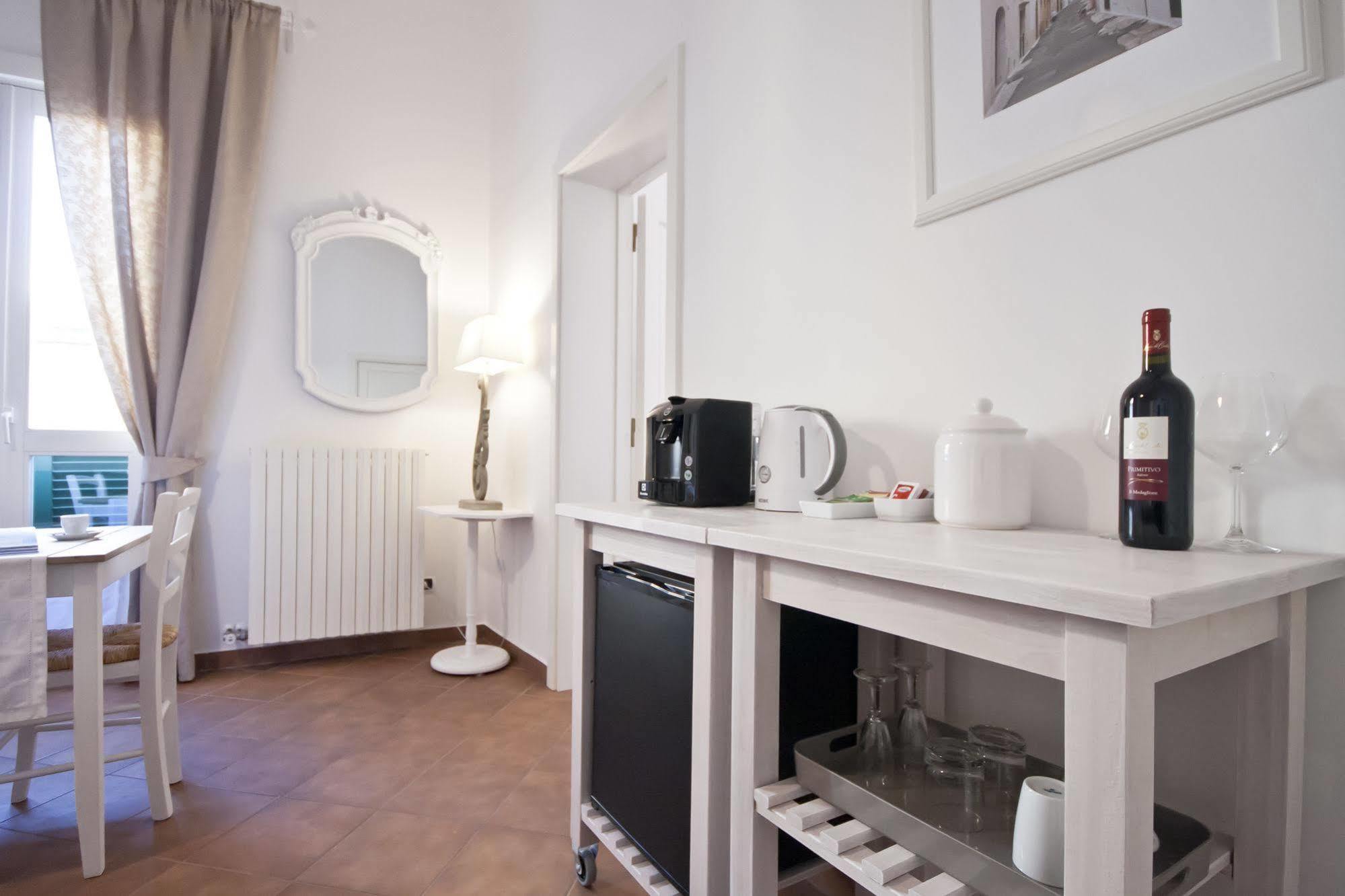 And So Bed & Breakfast Lecce Bagian luar foto